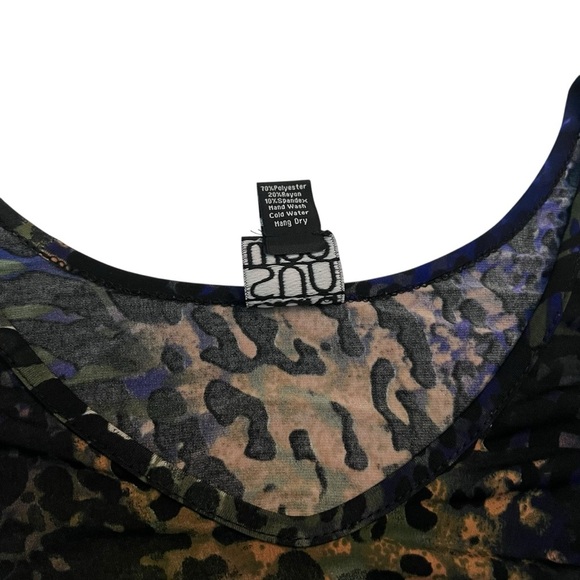 Clara Sunwoo XL Asymmetrical Tunic Top Blue Animal Print Stretch Made in USA - Picture 4 of 5